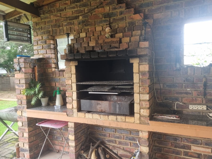 3 Bedroom Property for Sale in Vaalpark Free State